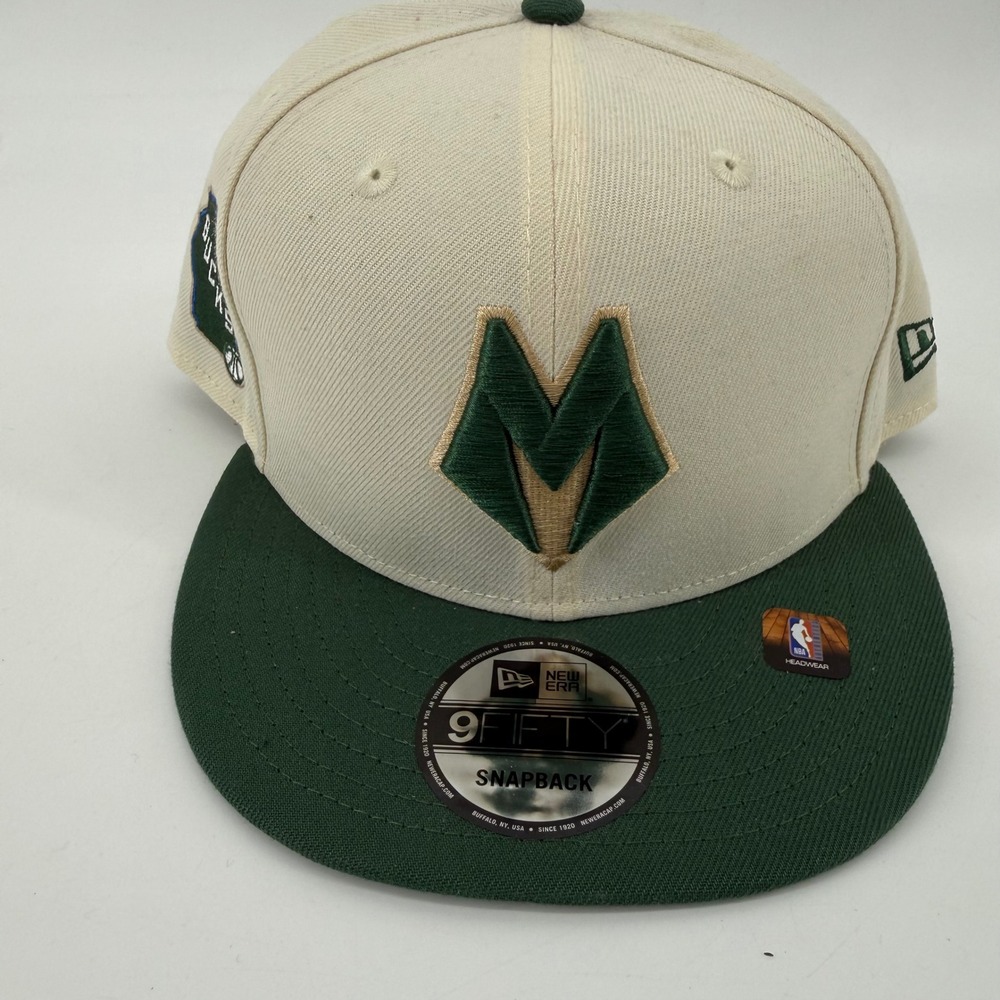 New Era 9FIFTY Milwaukee Bucks NBA Snapback Hat Cream Green 60761370 OSFM